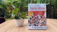 Image of Santri waria : kisah kehidupan pondok pesantren waria Al-Fatah Yogyakarta